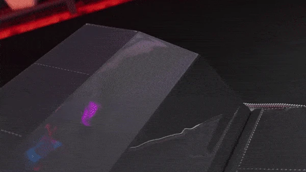 Ultra Pro Vivid Deluxe 9-Pocket Zippered PRO-Binder - Image 5