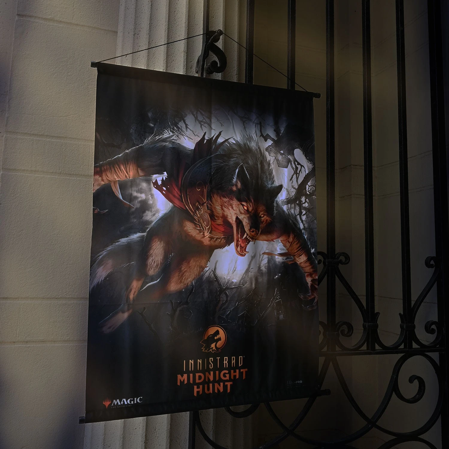 Ultra Pro Innistrad: Midnight Hunt Set Display Key Art Hunt Wall Scroll For Magic: The Gathering - Image 2